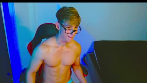 bleach tiago online show from April 7, 11:49 pm