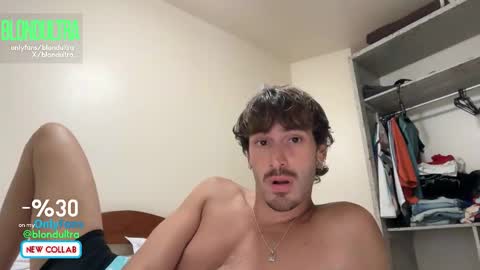 blondultra online show from February 5, 8:49 pm