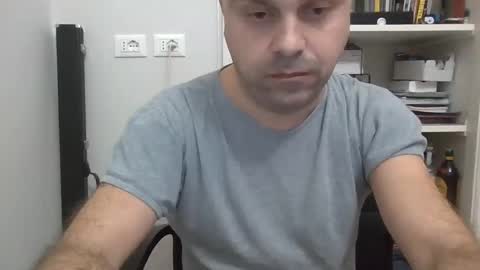 Snapshot of blop99 chatting on December 8, 5:07 am Blop online show from December 8, 5:07 am