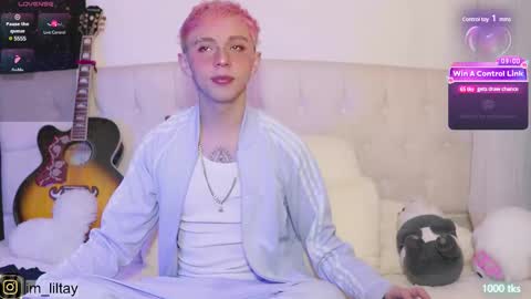 TAY   online show from March 10, 2:06 am