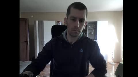 Runaway online show from January 8, 1:09 pm