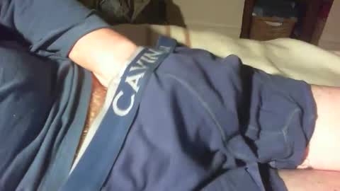 Snapshot of blueeye2308 chatting on October 28, 10:45 pm blueeye2308 online show from October 28, 10:45 pm