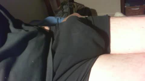 Snapshot of blueeye2308 chatting on October 31, 8:01 pm blueeye2308 online show from October 31, 8:01 pm