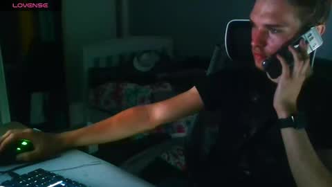 bluegaze6227724 online show from December 4, 8:10 am