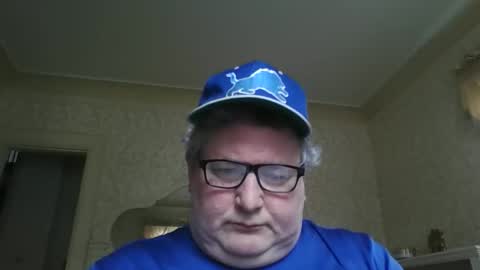 bluemoose70 online show from April 3, 7:21 pm