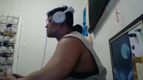 bluevegeta143 online show from February 26, 9:54 am