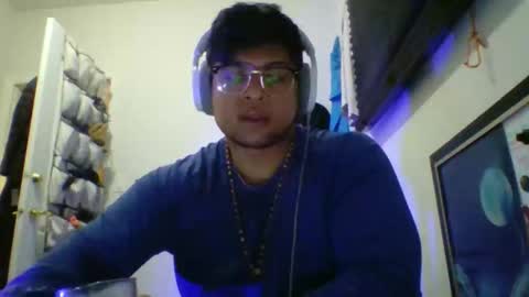 bluevegeta143 online show from February 22, 11:44 am