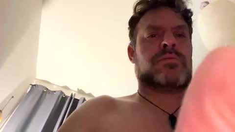 Blueyloey online show from February 7, 2:29 am