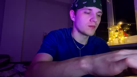 bob_bucks online show from February 1, 9:13 pm