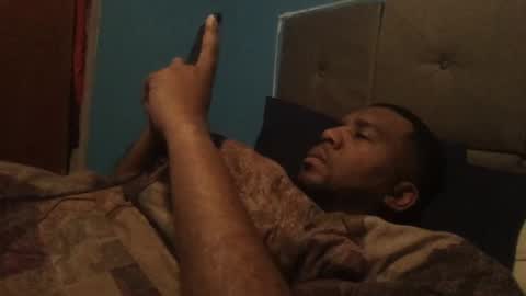 Snapshot of bogarcon234 chatting on December 10, 7:58 am Bogarcon234 online show from December 10, 7:58 am