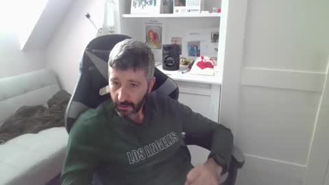 bojanin online show from December 14, 1:18 pm