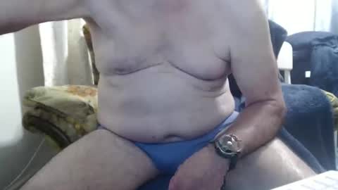 Snapshot of bolbil1 chatting on October 19, 4:06 am bolbil1 online show from October 19, 4:06 am