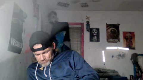 Snapshot of boomtasticone chatting on October 14, 6:42 am boomtasticone online show from October 14, 6:42 am