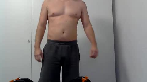 boopye online show from November 17, 8:17 am