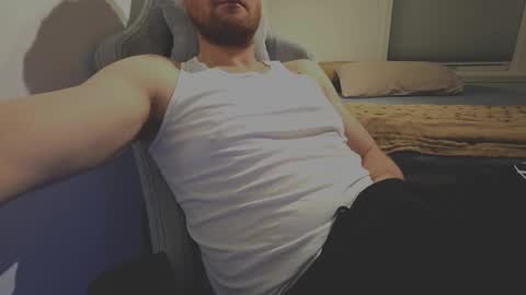 bottomtsinner online show from February 26, 12:56 am