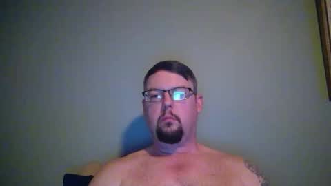 bowtieguy84 online show from March 30, 2:45 am