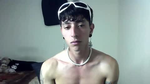 Boy Astro online show from February 1, 11:48 pm