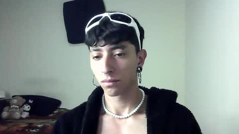 Boy Astro online show from January 18, 12:36 pm