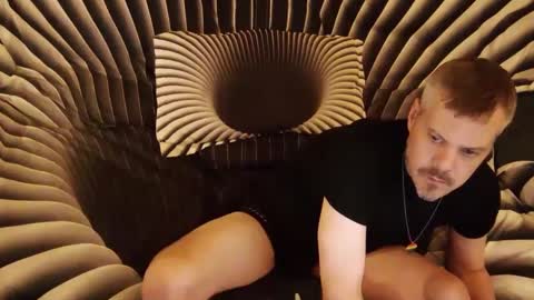 Slutty Stud online show from December 23, 3:29 am