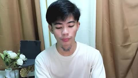 HI IM JAMES DONT FORGET GIVE ME THUMBS UP AND JOIN TO MY FANCLUB online show from October 29, 5:27 pm