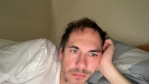 boytoyhh online show from October 31, 8:50 am