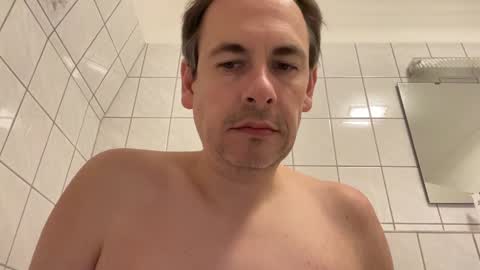 boytoyhh online show from January 14, 8:15 pm