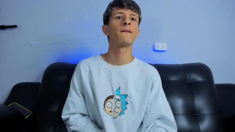 Snapshot of boysweet_boys chatting on February 3, 8:57 pm Paul and Max online show from February 3, 8:57 pm