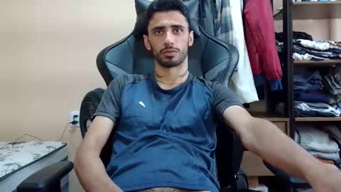 boyzinm2 online show from March 10, 1:39 pm