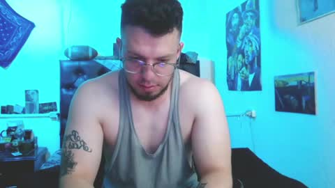 brad hot boy online show from April 22, 4:23 pm