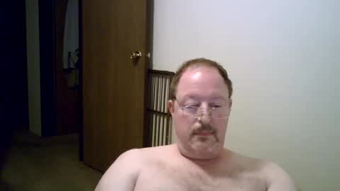 bradybunchfan1 online show from October 17, 12:09 pm