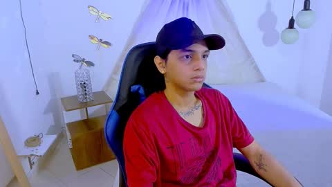 B R A N D online show from November 12, 2:45 pm