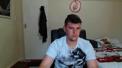 ask me lol online show from February 13, 10:42 am