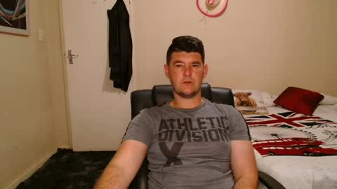 ask me lol online show from April 6, 2:52 am