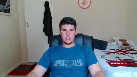 ask me lol online show from February 9, 8:52 am