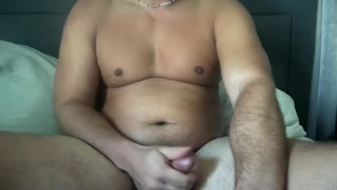 brettbaker89 online show from September 13, 4:41 pm