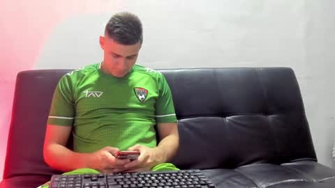 brian_mac online show from January 28, 3:04 am