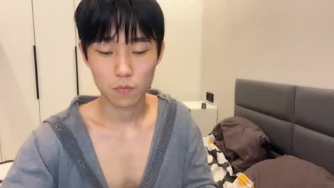 Snapshot of brian_stars chatting on February 22, 12:08 pm Brian boy online show from February 22, 12:08 pm