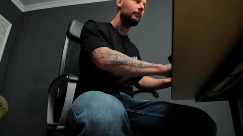 Brian online show from February 4, 6:41 am