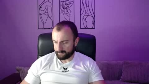 Snapshot of brindlefly69 chatting on October 15, 11:29 am brindlefly69 online show from October 15, 11:29 am