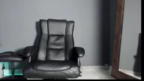 brockhurn_ online show from November 1, 2:37 am