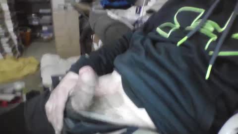 Snapshot of browndog5580 chatting on February 12, 3:07 am browndog5580 online show from February 12, 3:07 am