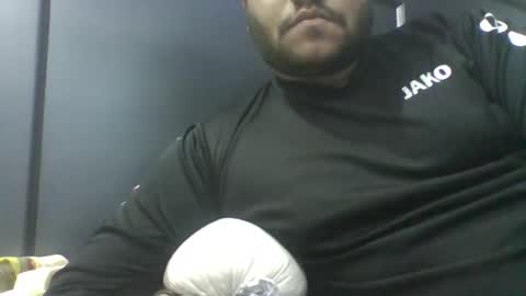 brownhunk698 online show from December 16, 6:26 pm