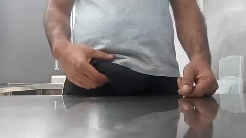 brownskinbull1 online show from July 11, 11:23 am