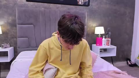 Bruce Hans online show from February 21, 11:33 am