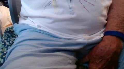 bruceb124u online show from October 2, 4:22 pm