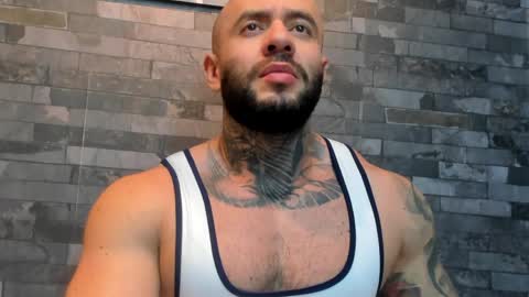 brucedallas online show from June 2, 4:24 am
