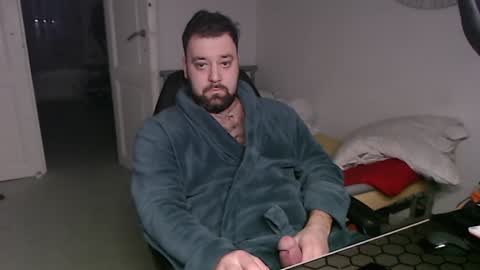 Bruce online show from December 22, 4:06 pm