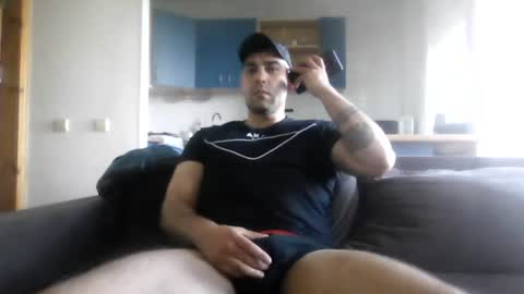 brukst online show from June 9, 2:52 pm