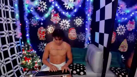 Join my fan club here 150 tokens a month online show from January 4, 4:11 pm