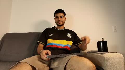 bry_alx online show from July 4, 4:04 am